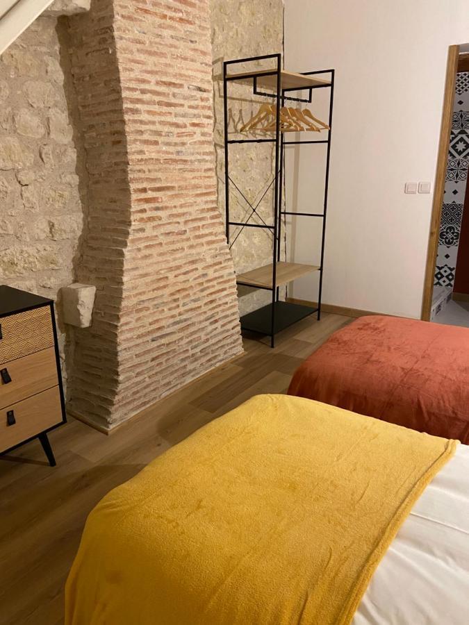 La Charmeraie : Gite De Charme, Piscine Et Spa Thésée Exterior foto