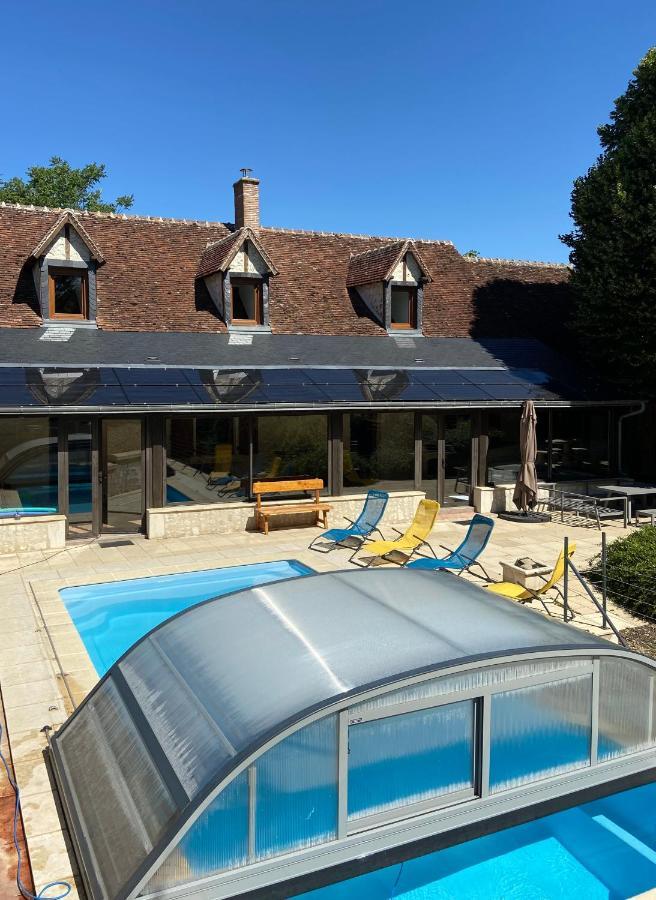 La Charmeraie : Gite De Charme, Piscine Et Spa Thésée Exterior foto